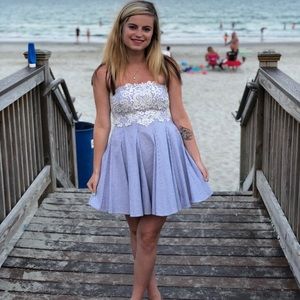 Meet your Posher, Taylor